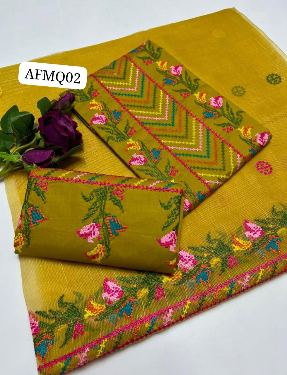 New Arival🎷🎷  Stuff Classic Lawn Cross-stitch Gala Daman Bail Front Boti  Shirt, Embroided Trouser Along With Organza Matha Patti Border Dupatta 3pcs Dress  3 Meter Shirt (Lawn) 2.5 Meter Dupatta (Organza) 2.5 Meter Trouser (lawn)