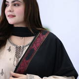 "Boht skon wali ha or real lawn ha 4 saal phly li thi me ne ab tk theek ha" - Zumar Huda, Jacquard Chadar Customer