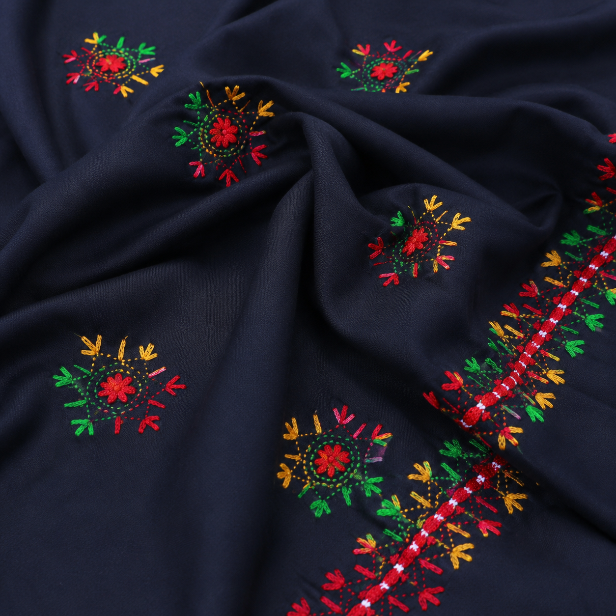 Summer Pure Lawn Hand Embroidery Chaddar