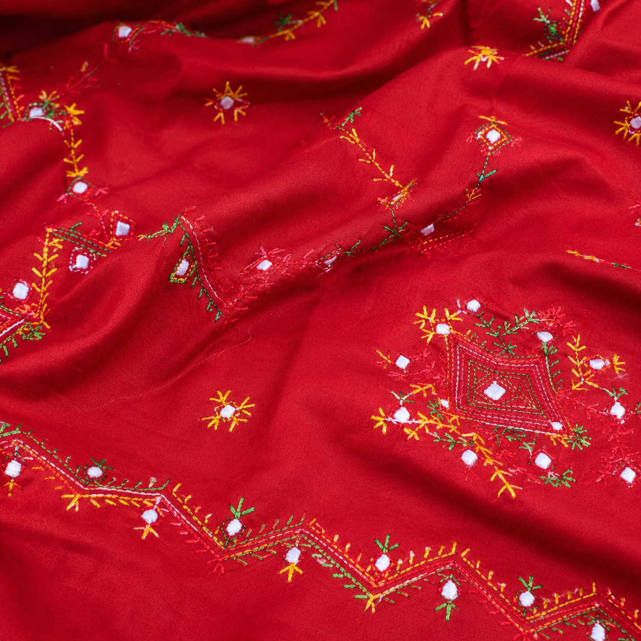 Summer Pure Lawn Hand Embroidery Chaddar