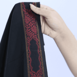 "Boht skon wali ha or real lawn ha 4 saal phly li thi me ne ab tk theek ha" - Zumar Huda, Jacquard Chadar Customer