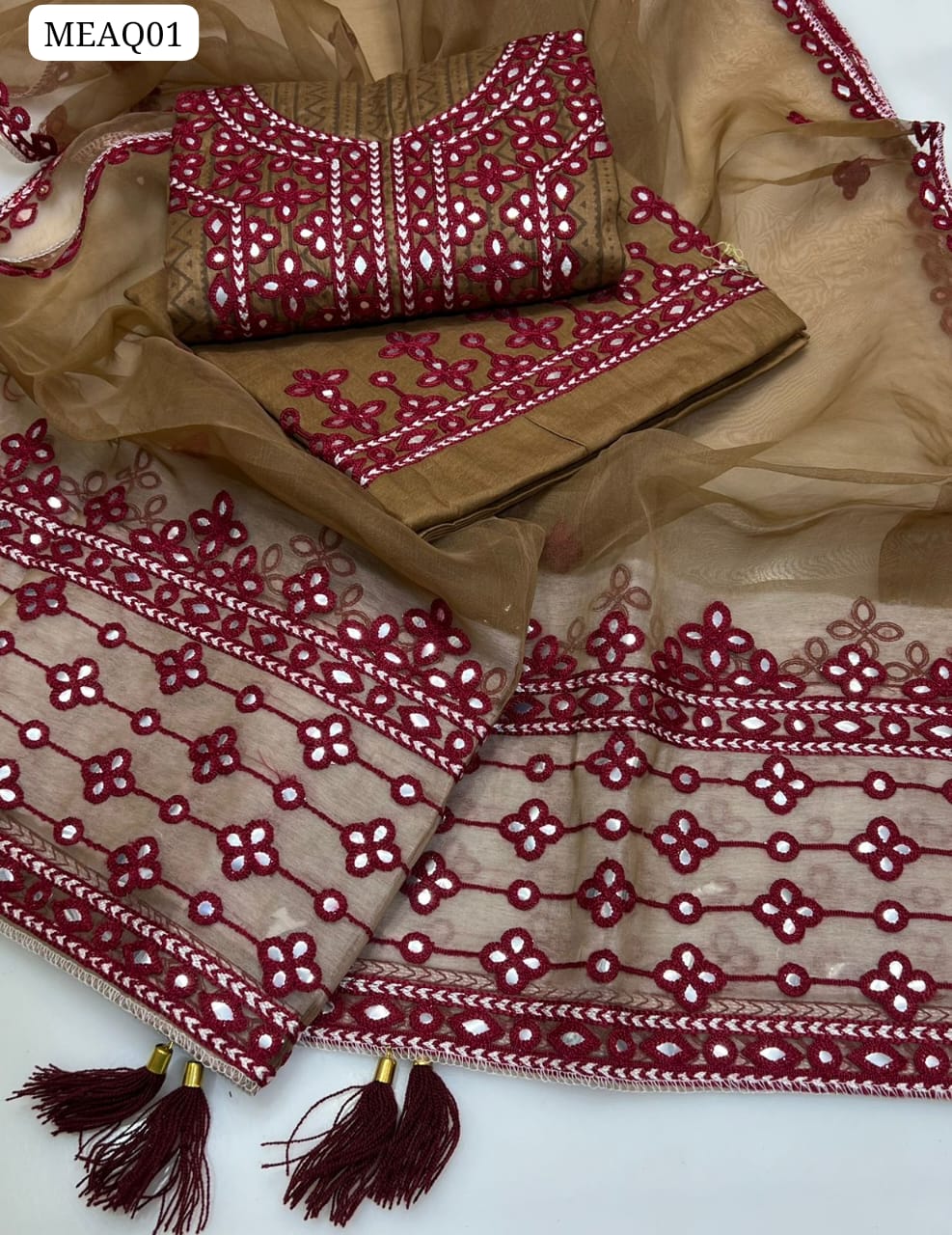 Lawn Cotton Fabric Karhai Ari 9Mm Embroidery Work Shirt And Organza Karhai 4 Said Embroidery Work Dupatta And Lawn Cotton Karhai Ari 9Mm Embroidery Work Trouser 3Pc Dress