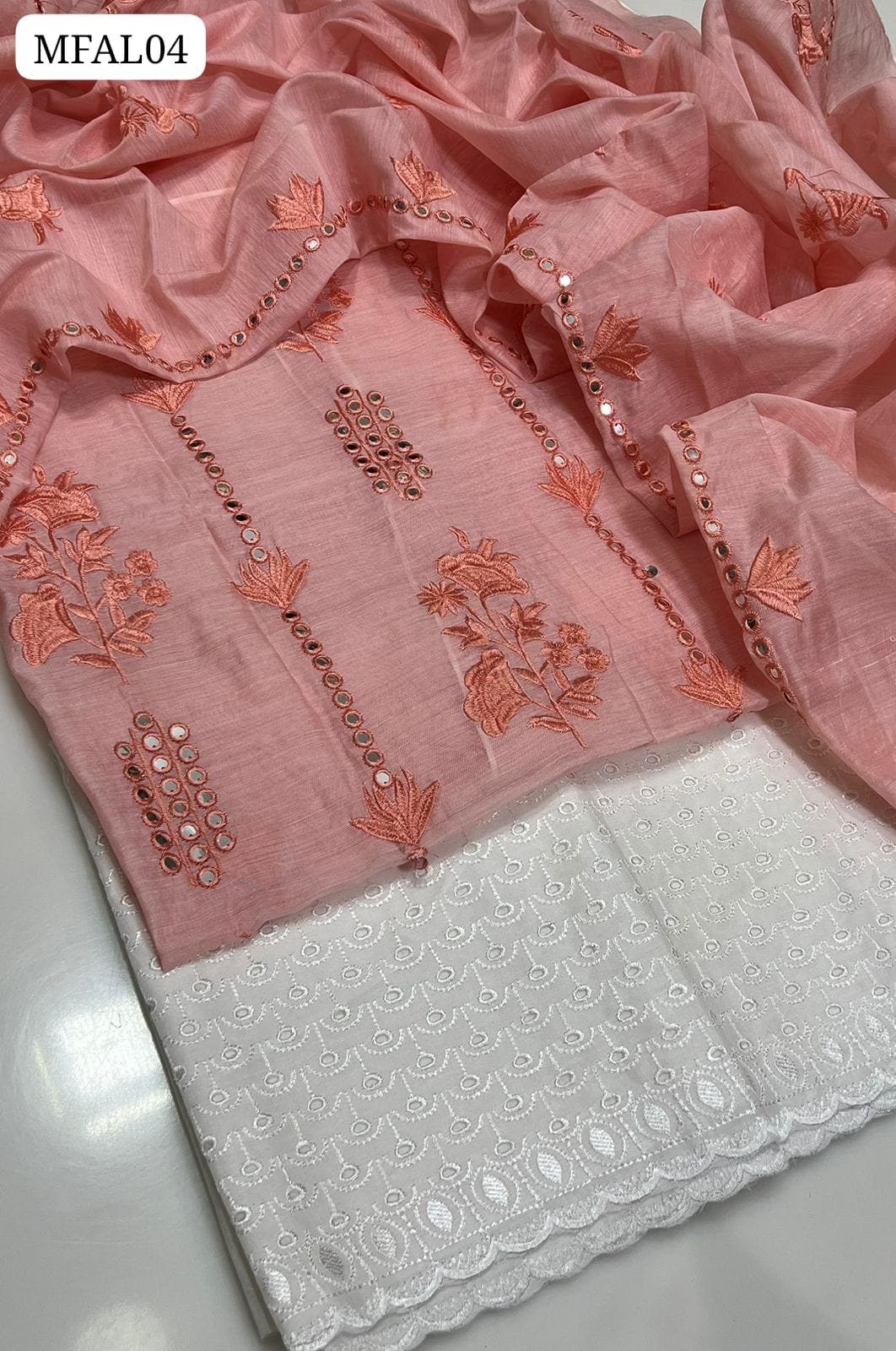 Paper Cotton Fabric Karhai 9Mm Work Shirt With Paper Cotton Karhai 9Mm Work Dupatta And Chiken Kari Trouser 3Pc Dress