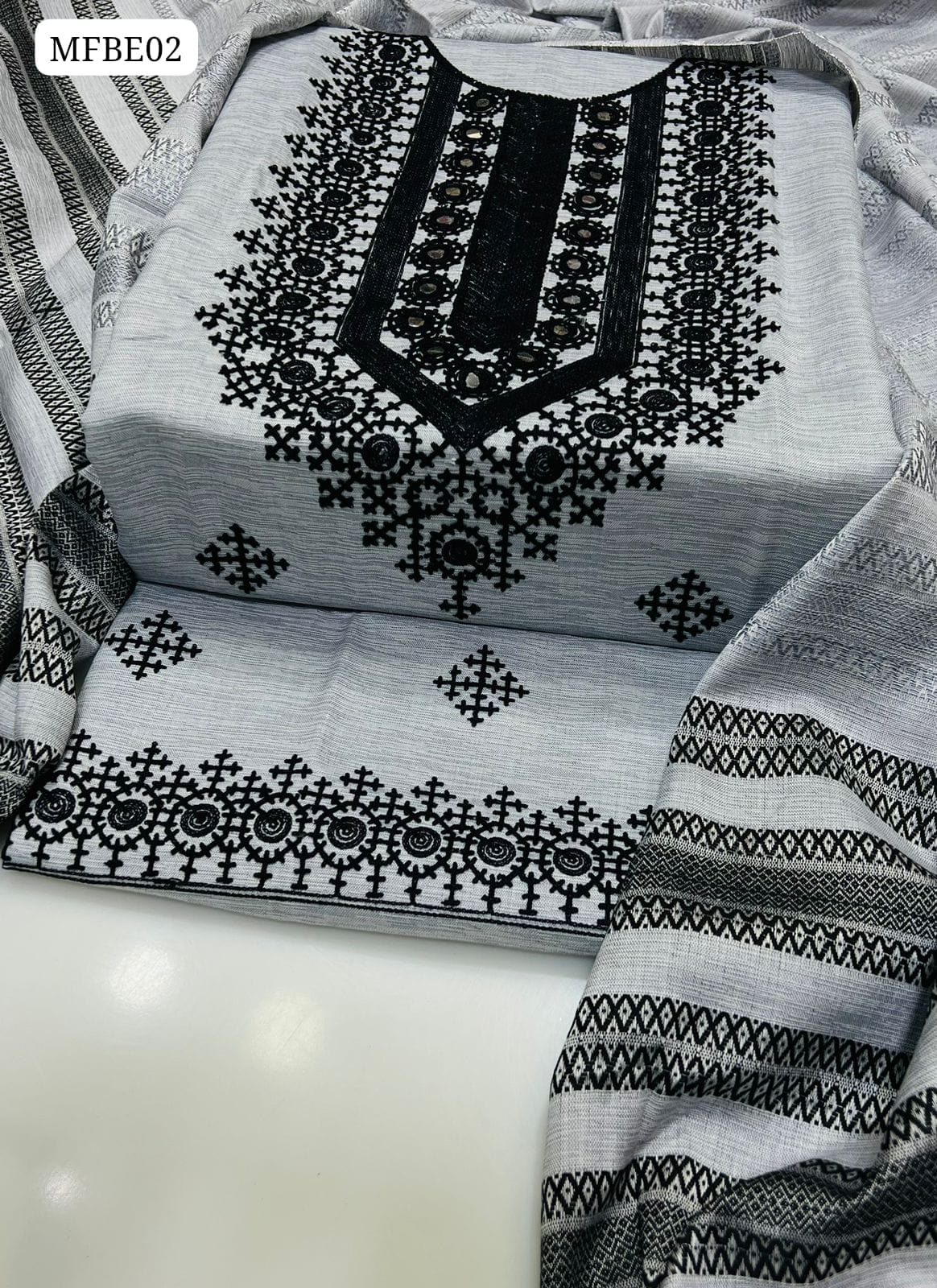 Shamray Sussi Karahi Cross Stitch Ari Work Shirt Sussi Malti Chadder Duppatta And Shamray Sussi Embroidered 3pc Dress