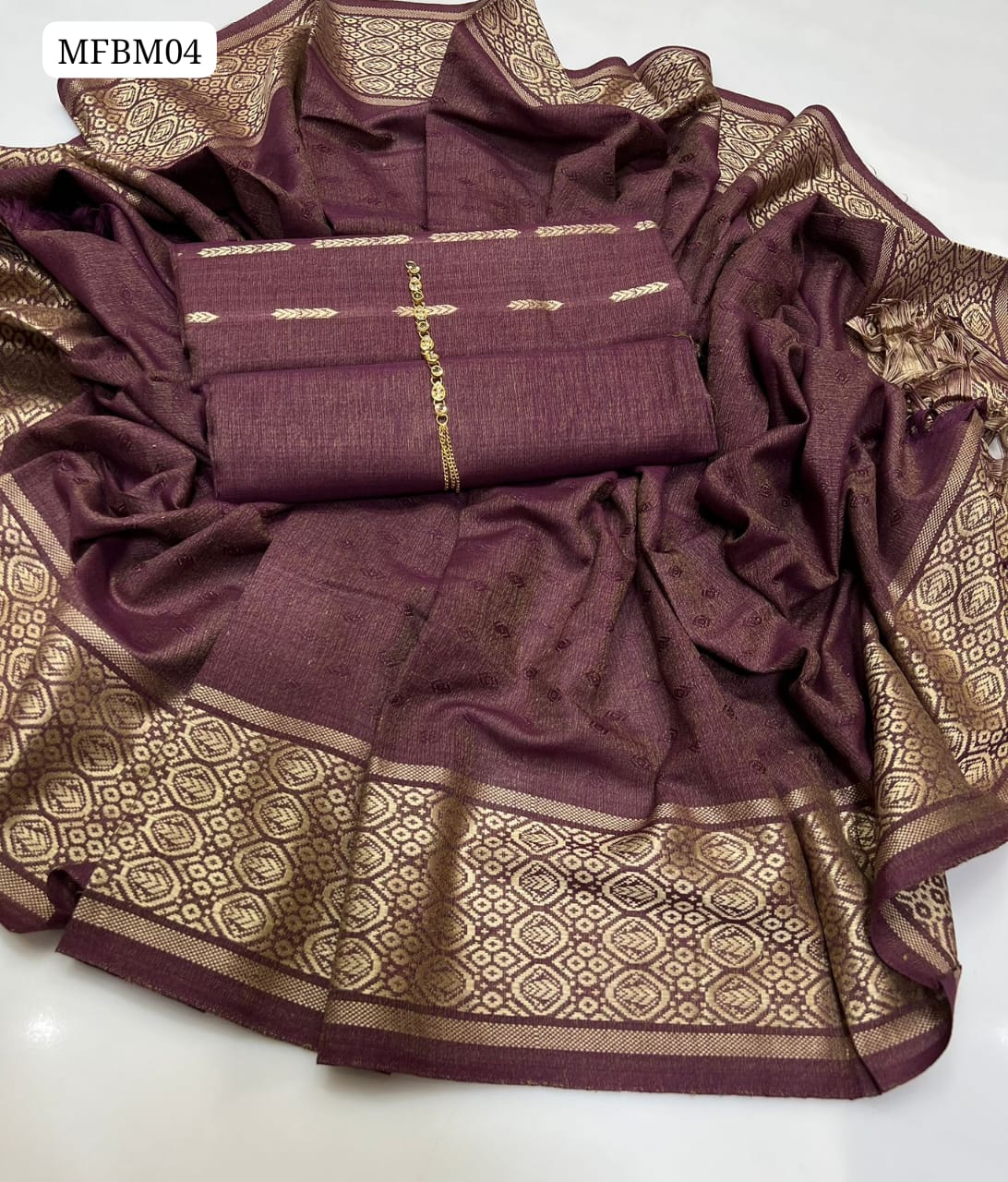 Shamray Marina Fabric Cross Stitch Banarsi Shirt With Banarsi Shawl And plan Trouser 3Pc Dress