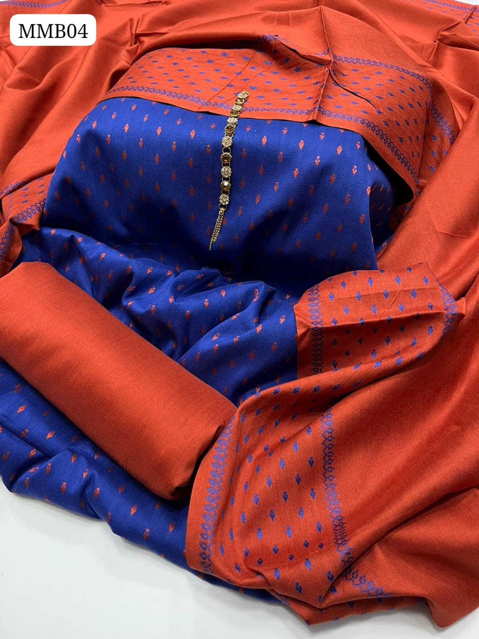 Stapple Sussi Fabric Bindi Style Shirt With Jacquard Style Dupatta And Stapple Sussi Plain Trouser 3Pc Dress