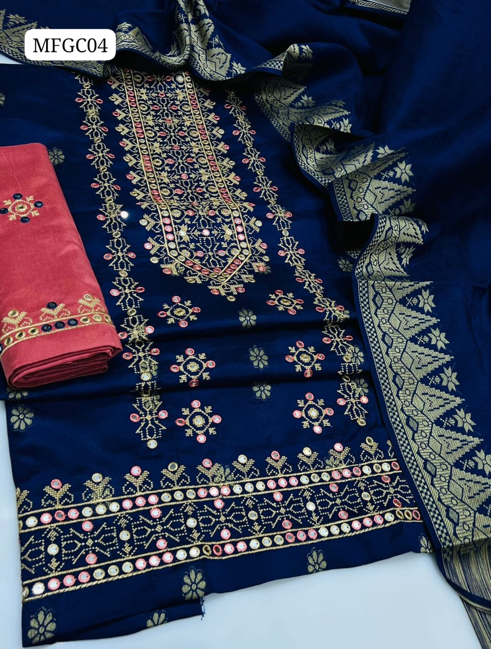 Stapple Sussi Fabric Banarsi Karhai 9Mm Work Shirt With Shawl Full Bnarsi Embroidered And Lining Design Trouser 3Pc Dress